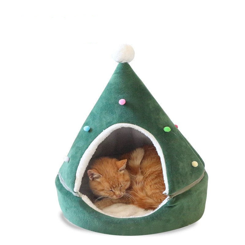 Cozy Christmas Tree Cat Bed
